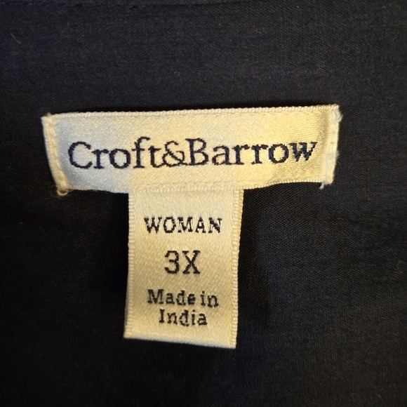 Croft & Barrow / Women's Button Down Shirt / 3X - Picture 3 of 5